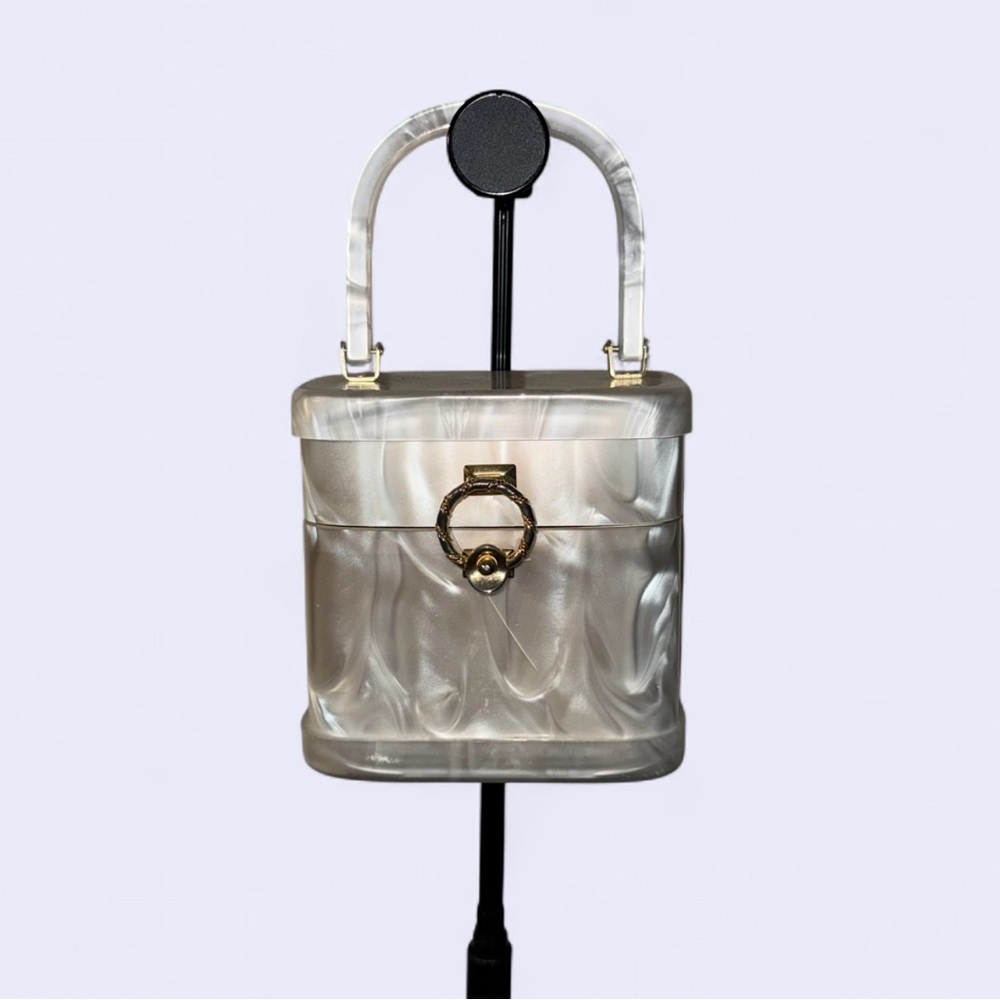 Vintage Stylecraft Miami Lucite Mother of Pearl Box Handbag